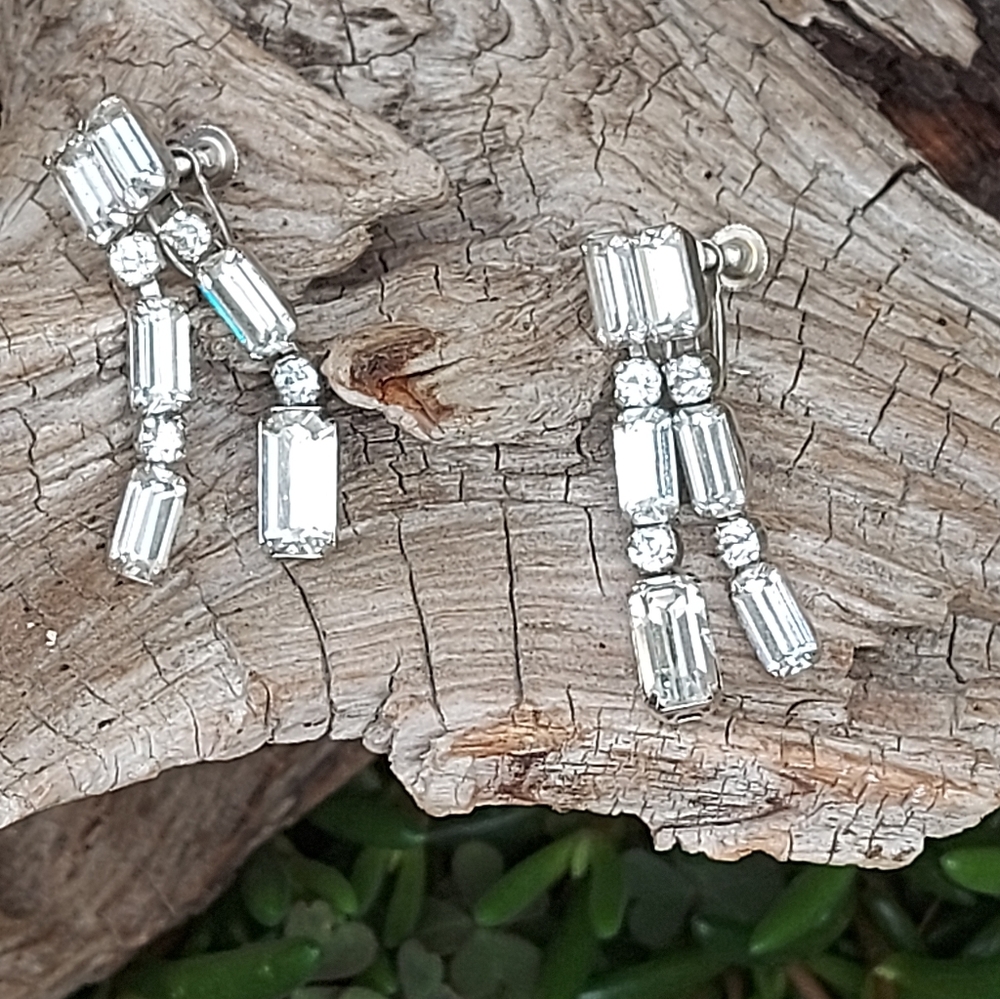 Kramer Rhinestone Earring Set, Backdrop Rhinestone Statement Necklace - Picture 7 of 8